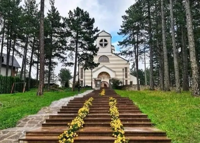 Prica 16 公寓 兹拉蒂博尔